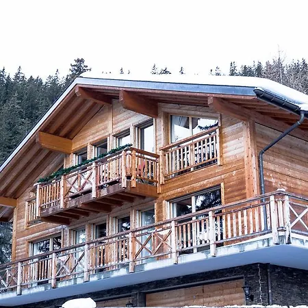 كرانس لوكشري لودجز كرانز مونتانا