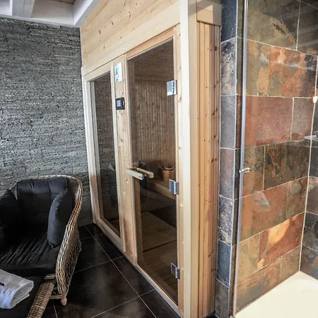 شاليه كرانس لوكشري لودجز