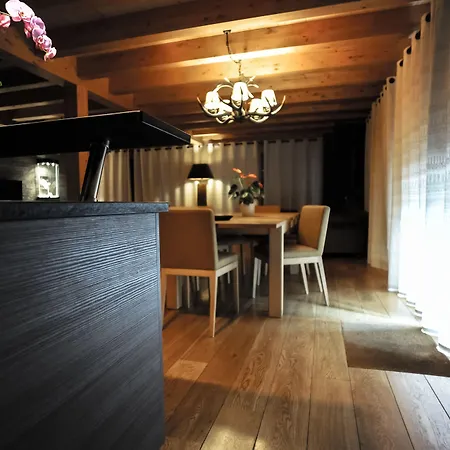 Luxury Lodges קראנס-מונטנה