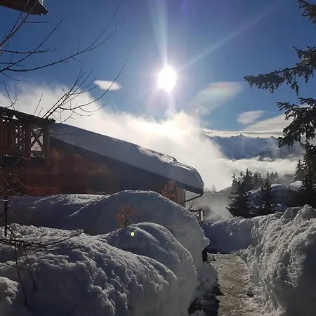 בקתה Luxury Lodges קראנס-מונטנה